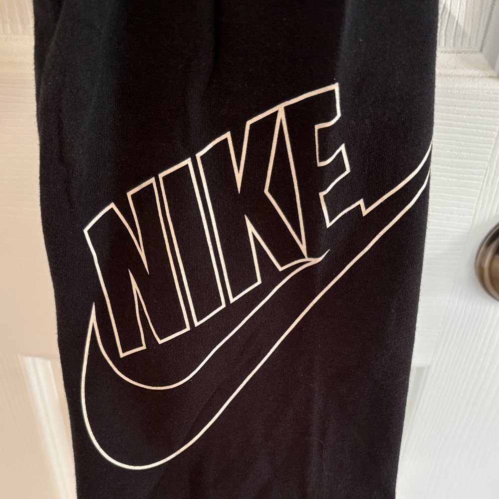 Nike Black Leggings with White Logo - Picture 5 of 6